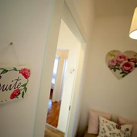 Bed & Breakfast Dimora Rossipinti